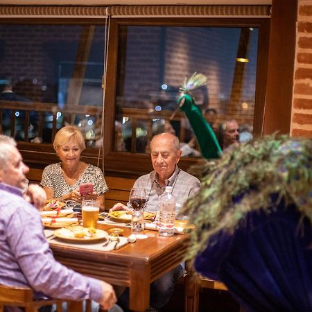 Basera Boutique Hotel Катманду Екстериор снимка Peacock at the restaurant